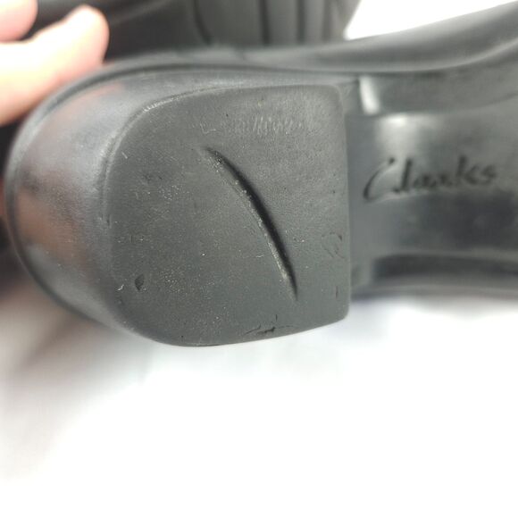 Clarks Bendables Women's 7M Black Leather Upper Stretch Slip On Bootie 38476 - Picture 5 of 12